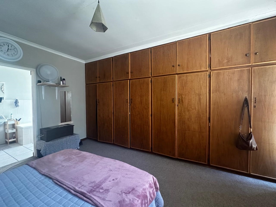 2 Bedroom Property for Sale in Pellissier Free State